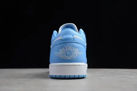 Air Jordan 1 Low UNC (W) 