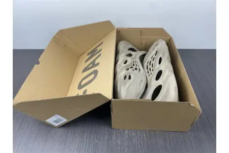 Adidas Yeezy Foam RNNR Stone Sage  BAEDD180
