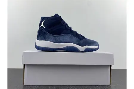 Air Jordan 11 Velvet WMNS Midnight Navy