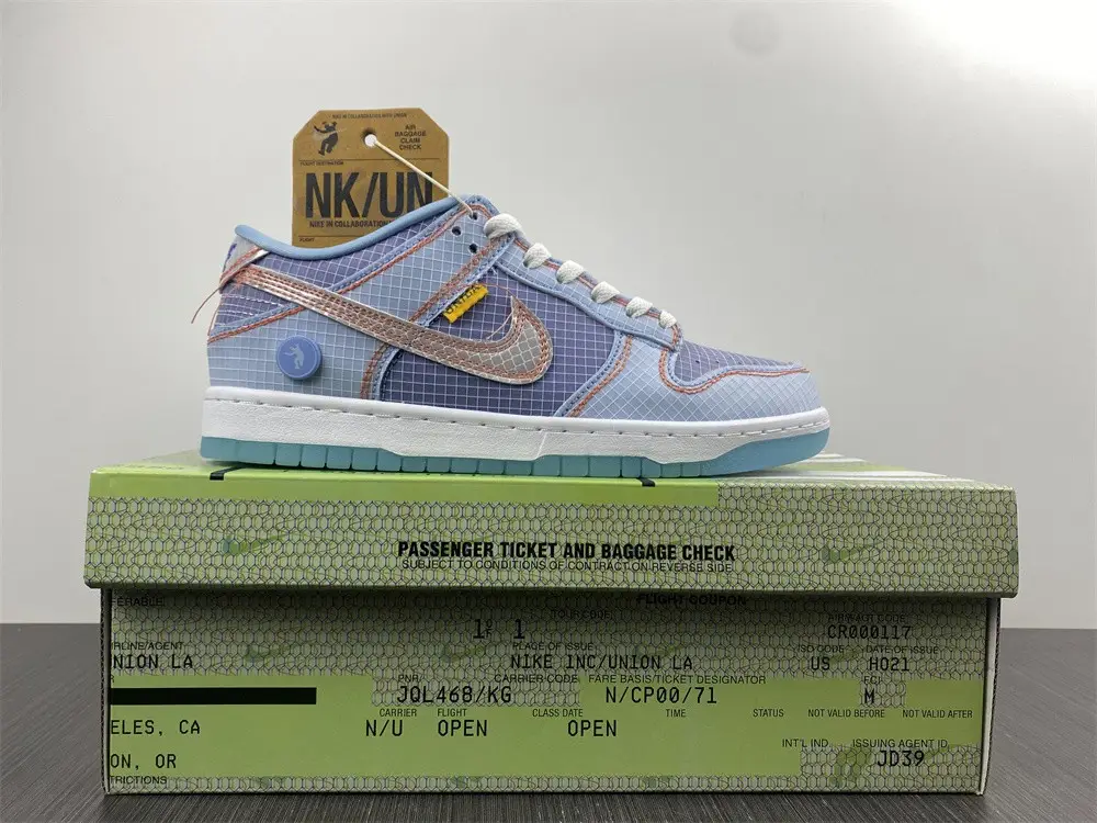 Nike Dunk Low Union Passport Pack 