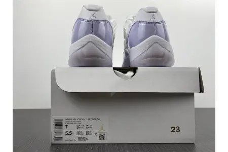 Air Jordan 11 Low WMNS Pure Violet 