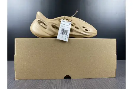 Adidas Yeezy Foam RNNR Ochre 
