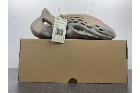 Adidas Yeezy Foam Runner 