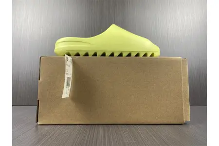 Adidas Yeezy Slide Green 