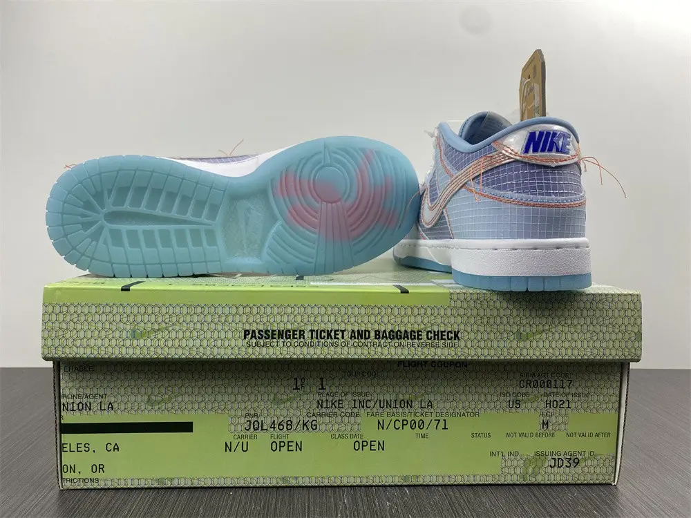 Nike Dunk Low Union Passport Pack 