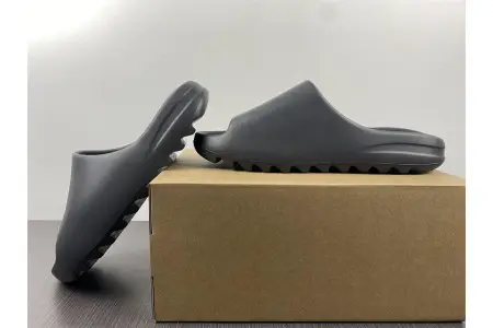 Adidas Yeezy Slide Onyx 