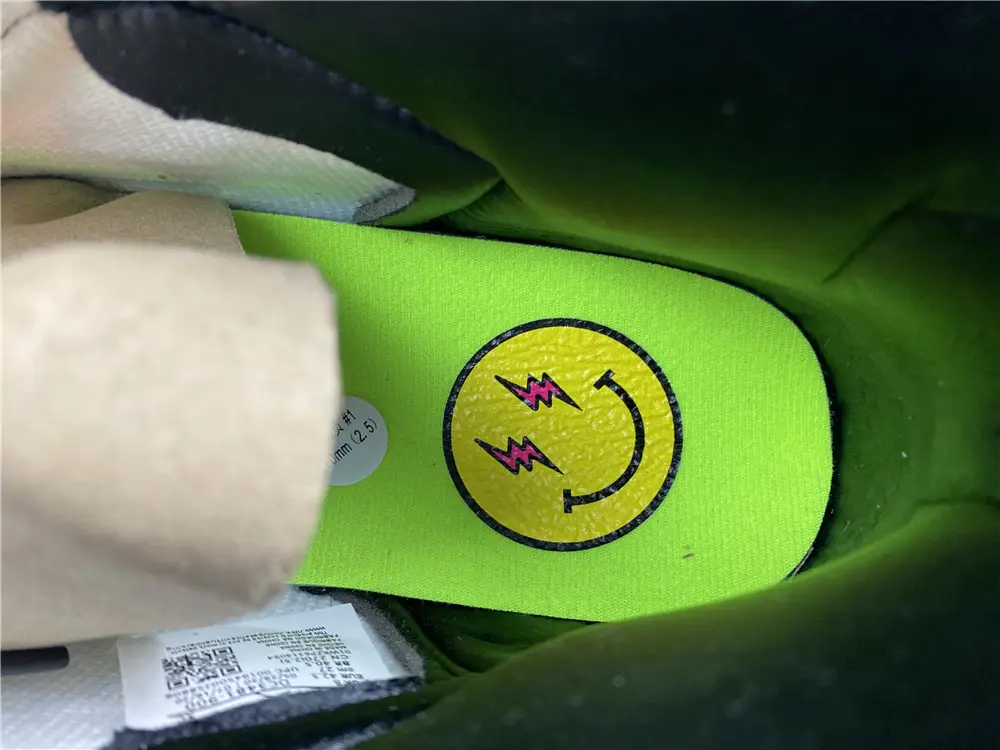 J BALVIN X AIR JORDAN 1 HIGH OG 