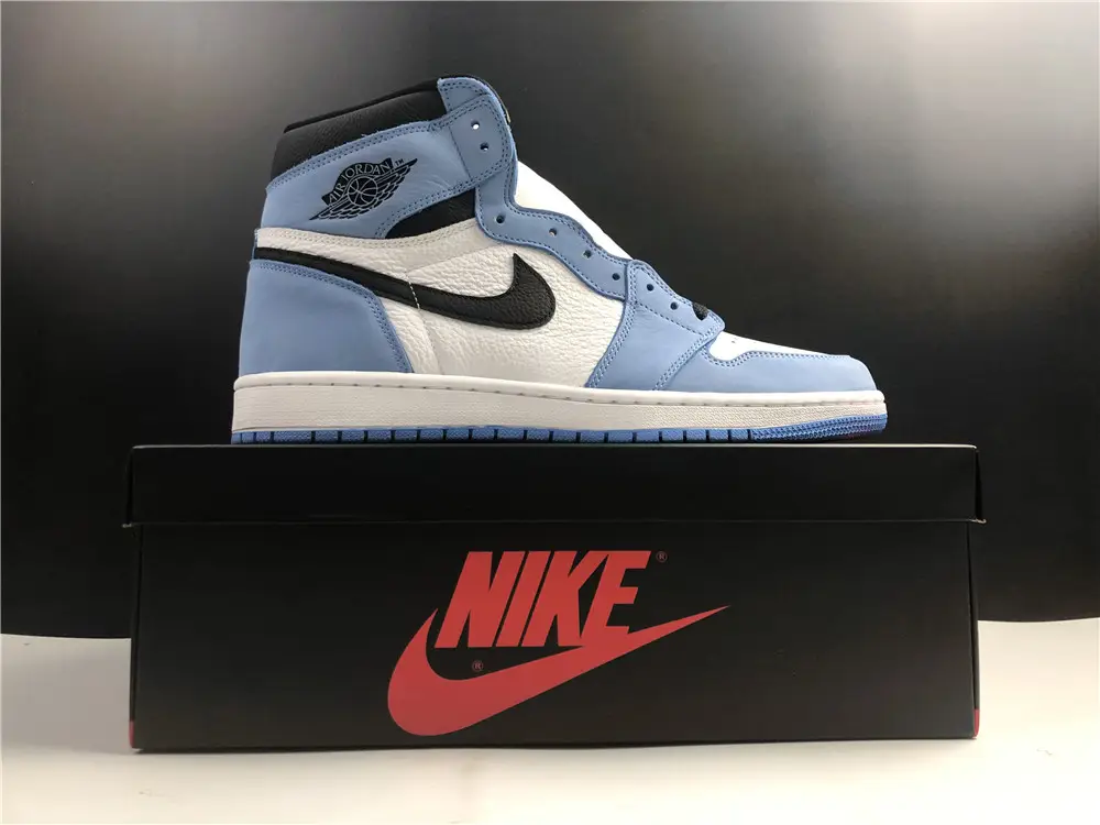AIR JORDAN 1 RETRO HIGH WHITE UNIVERSITY BLUE BLACK 