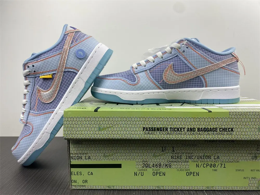 Nike Dunk Low Union Passport Pack 