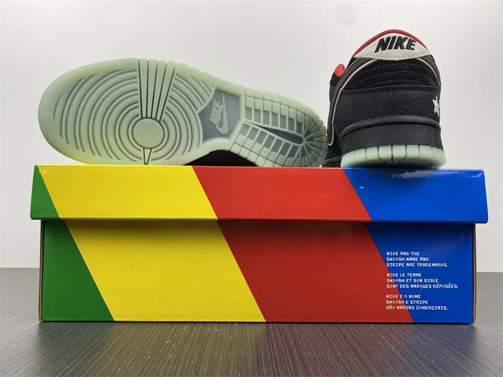 Nike Dunk Low LPL League of 
