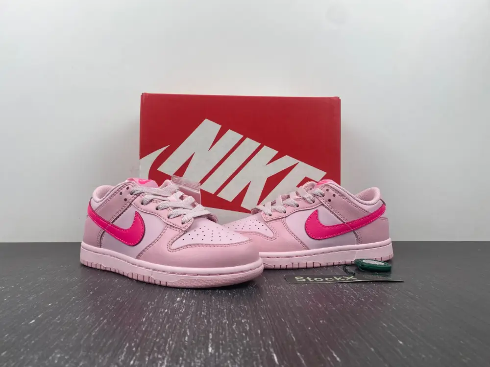 Nike Dunk Low Triple 