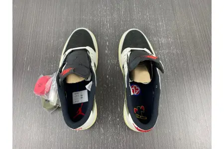 Travis Scott x Air Jordan 1 Low OG WMNS Olive 