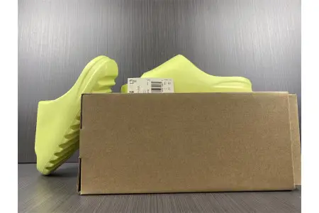 Adidas Yeezy Slide Green 