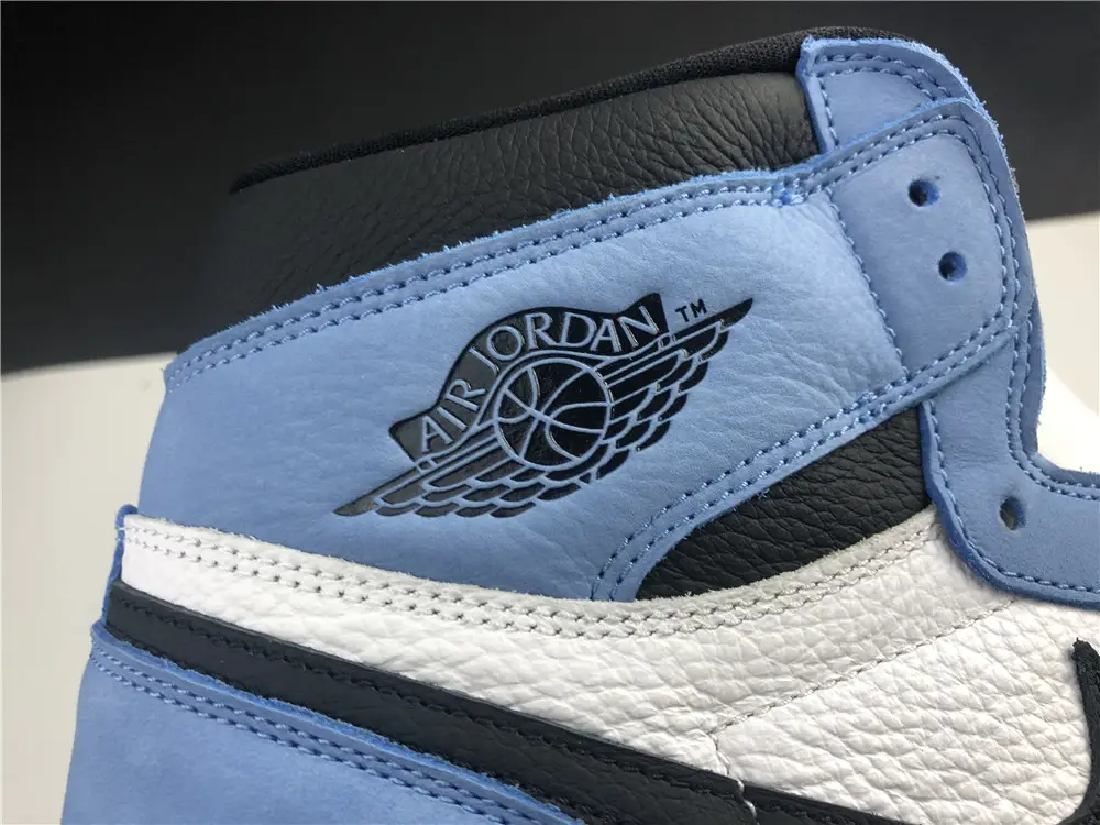 AIR JORDAN 1 RETRO HIGH WHITE UNIVERSITY BLUE BLACK 