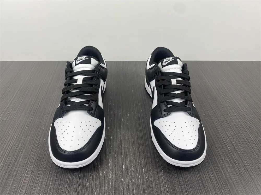 Nike Dunk Low Next Nature White Black 