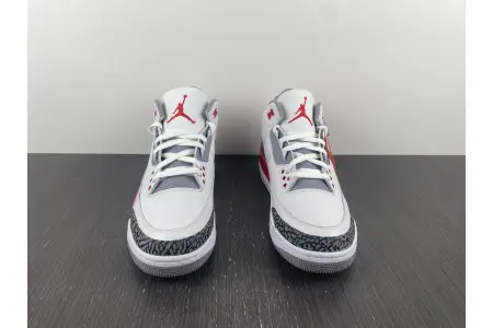 Air Jordan 3 OG Fire Red 