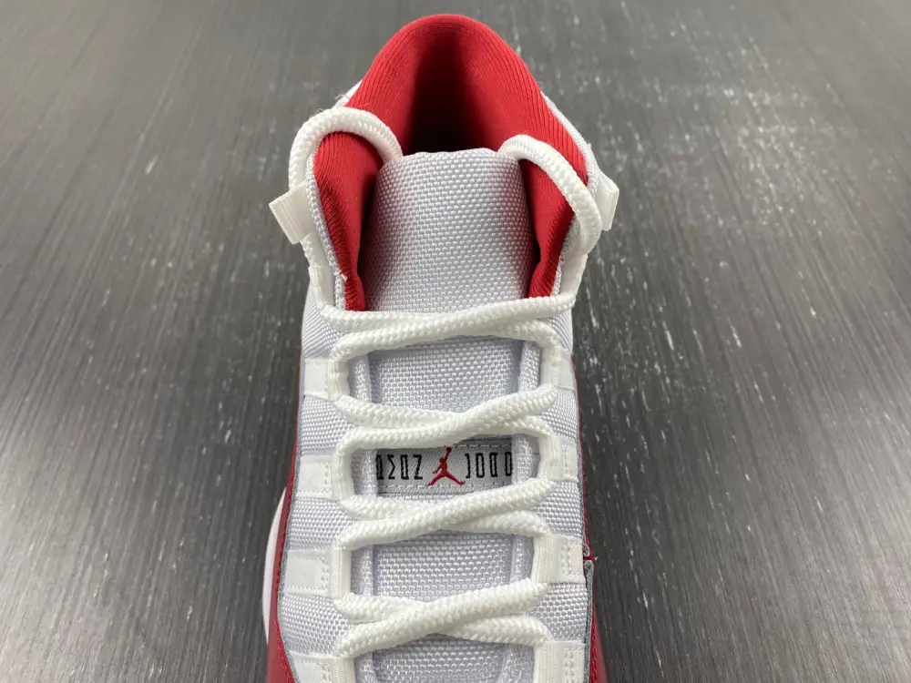 Air Jordan 11 Cherry 