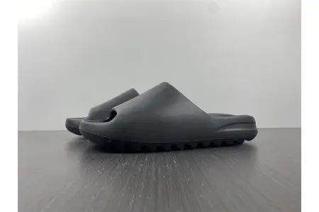 Adidas Yeezy Slide Onyx  CDDFF233