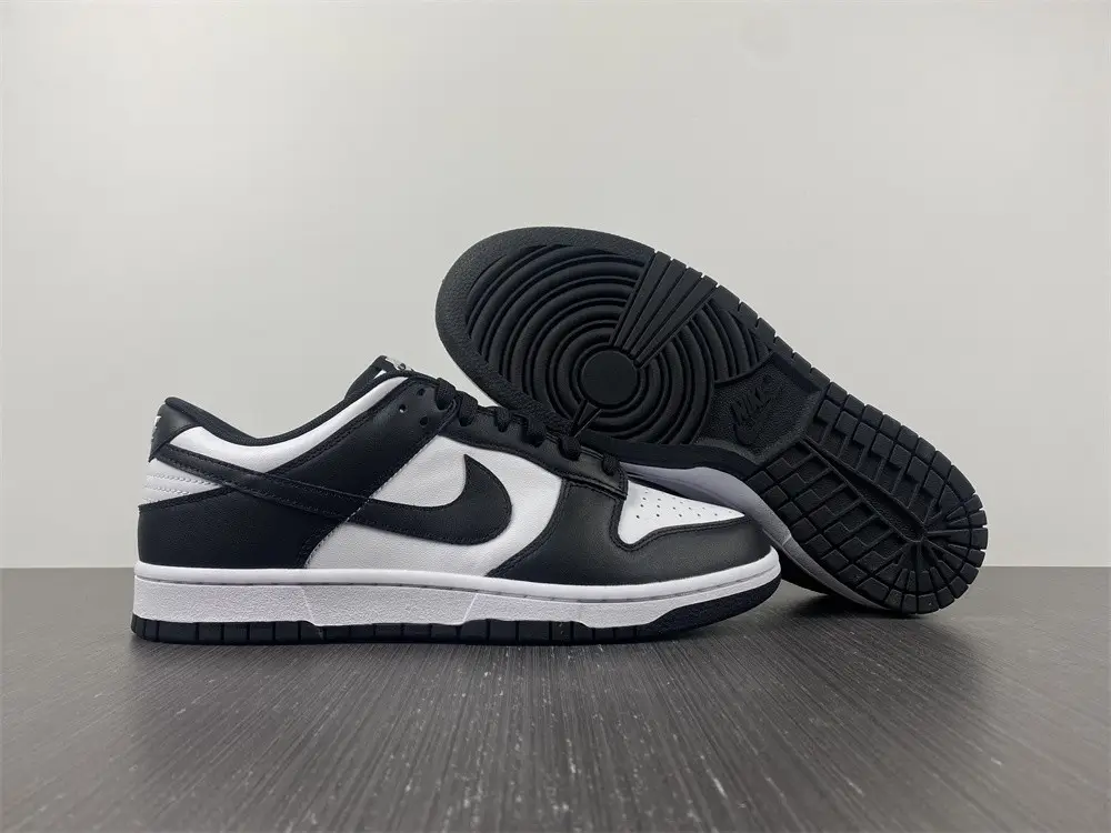 Nike Dunk Low Next Nature White Black 