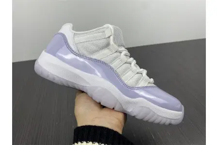 Air Jordan 11 Low WMNS Pure Violet 
