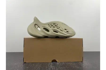 Adidas Yeezy Foam RNR Stone Salt 