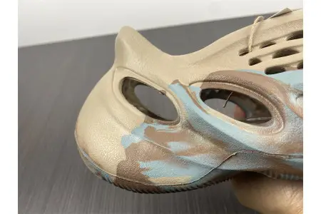 Adidas Yeezy Foam Runner 