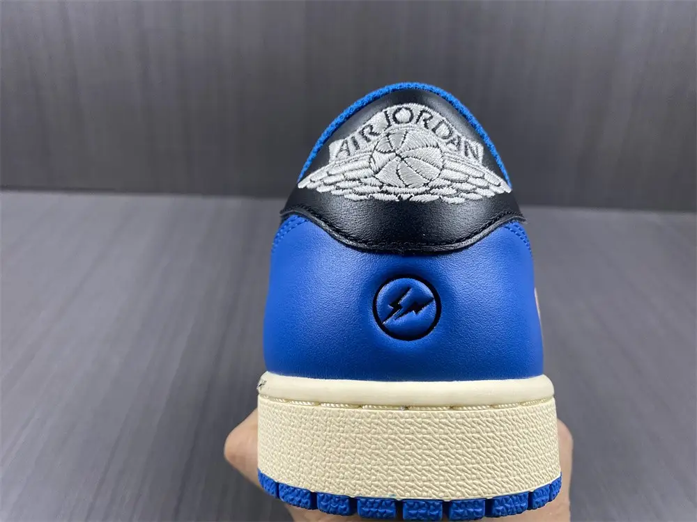 Fragment Design x Travis Scott x Air Jordan 1 Retro Low 