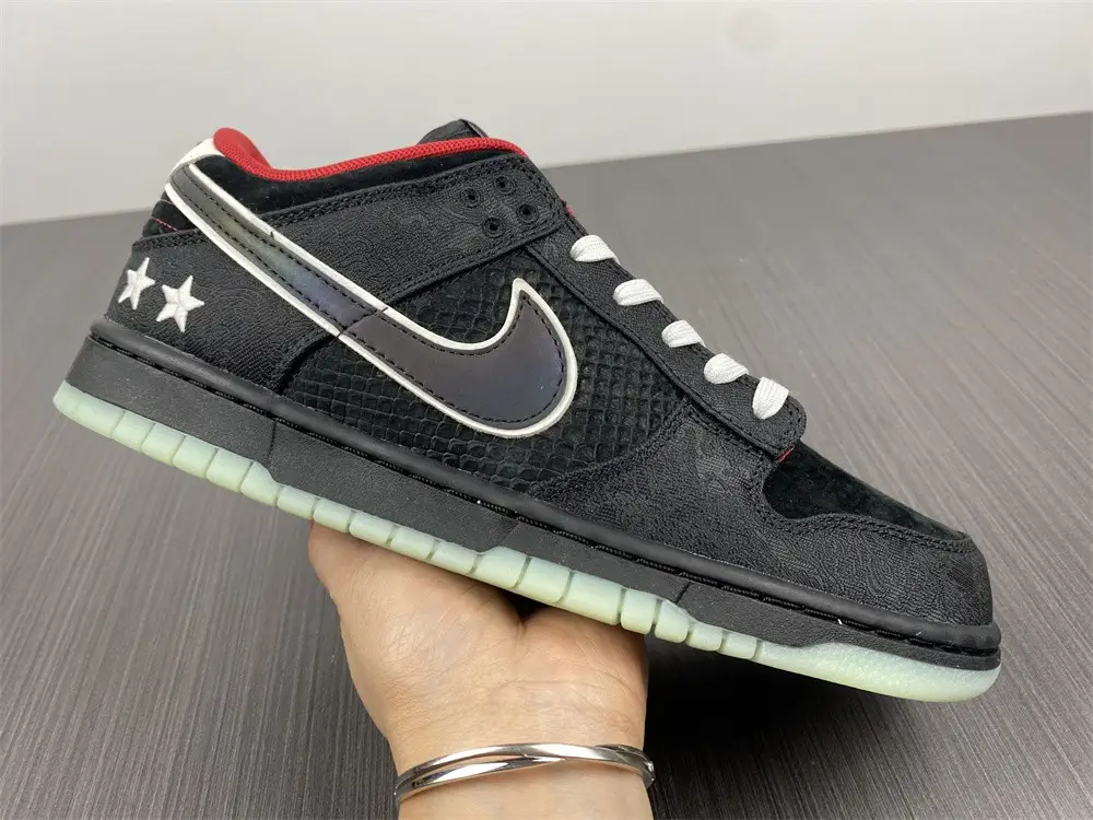 Nike Dunk Low LPL League of 