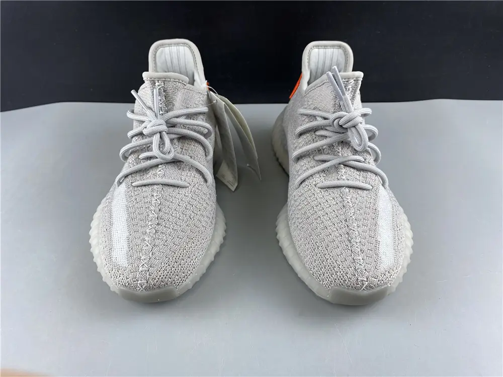 Adidas Yeezy Boost 350 V2 Tail Light 