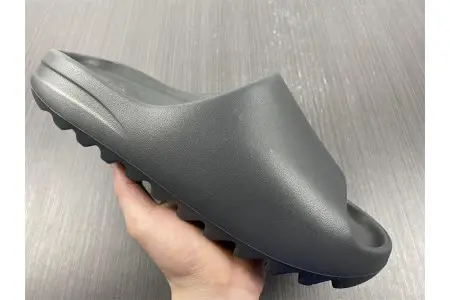 Adidas Yeezy Slide Onyx 