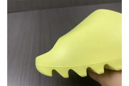 Adidas Yeezy Slide Green 