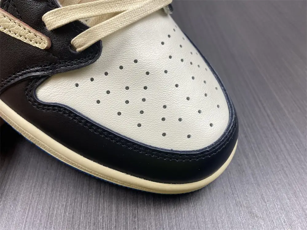 Fragment Design x Travis Scott x Air Jordan 1 Retro Low 