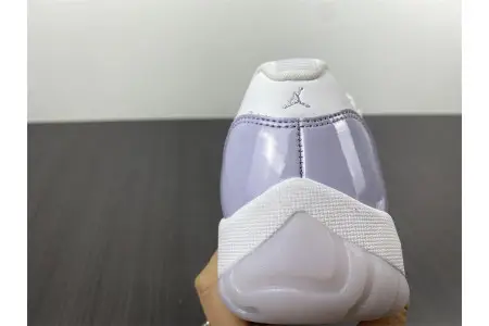 Air Jordan 11 Low WMNS Pure Violet 