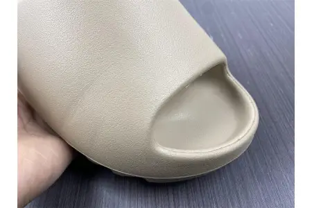 Adidas Yeezy Slide Pure 