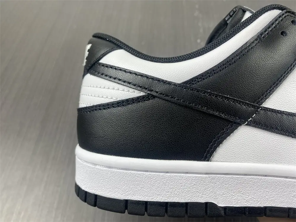 Nike Dunk Low Next Nature White Black 