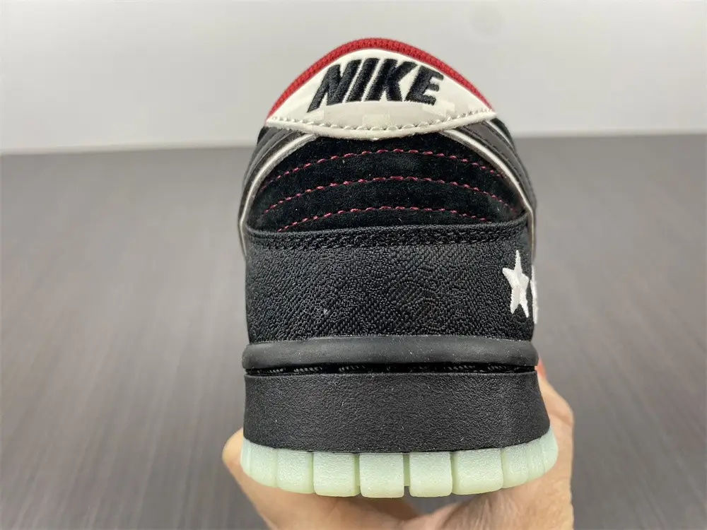 Nike Dunk Low LPL League of 