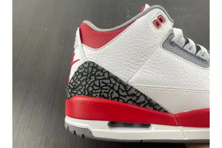 Air Jordan 3 OG Fire Red 
