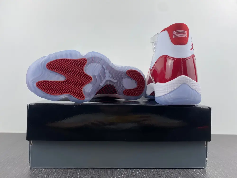 Air Jordan 11 Cherry 