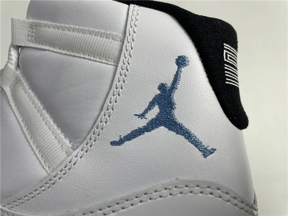 Air Jordan 11 Retro Legend Blue (2014) 
