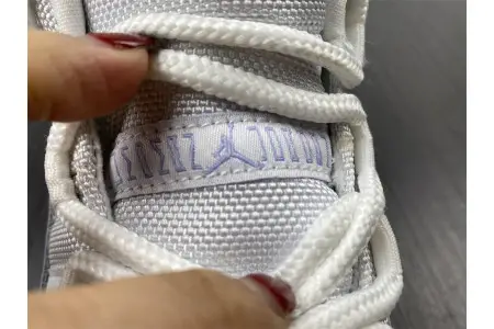 Air Jordan 11 Low WMNS Pure Violet 