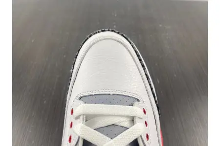 Air Jordan 3 OG Fire Red 