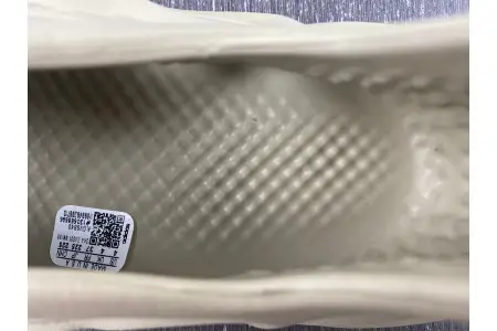 Adidas Yeezy Foam RNR Stone Salt 