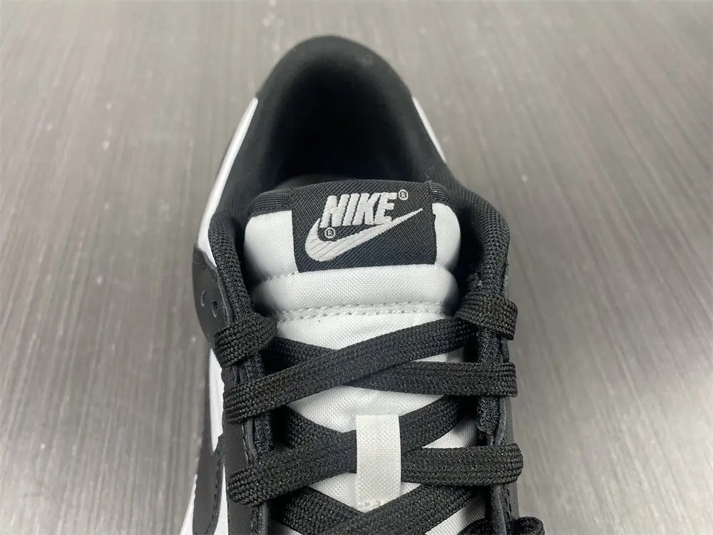 Nike Dunk Low Next Nature White Black 