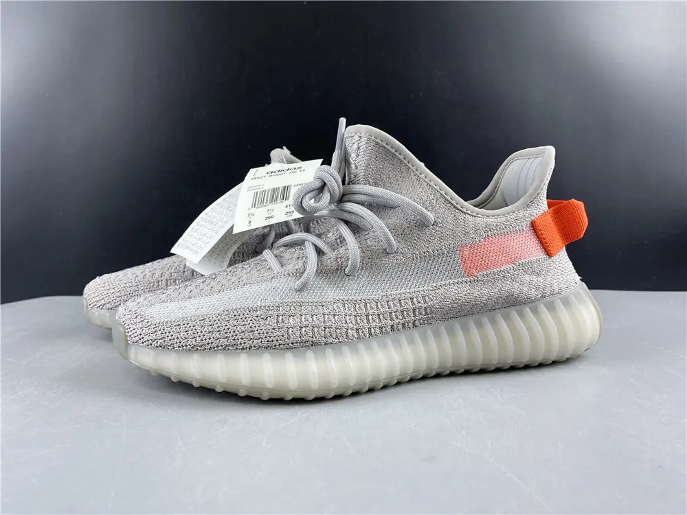 Adidas Yeezy Boost 350 V2 Tail Light  AFBE71