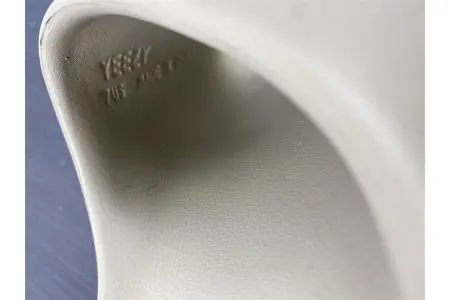 Adidas Yeezy Slide Pure 