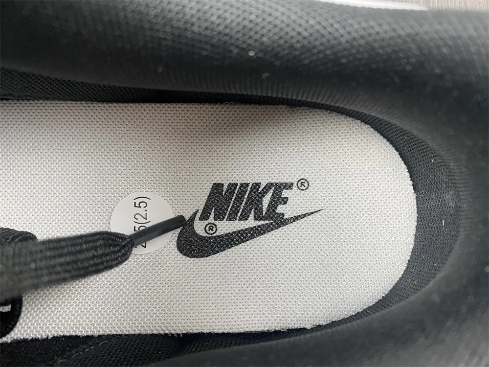 Nike Dunk Low Next Nature White Black 