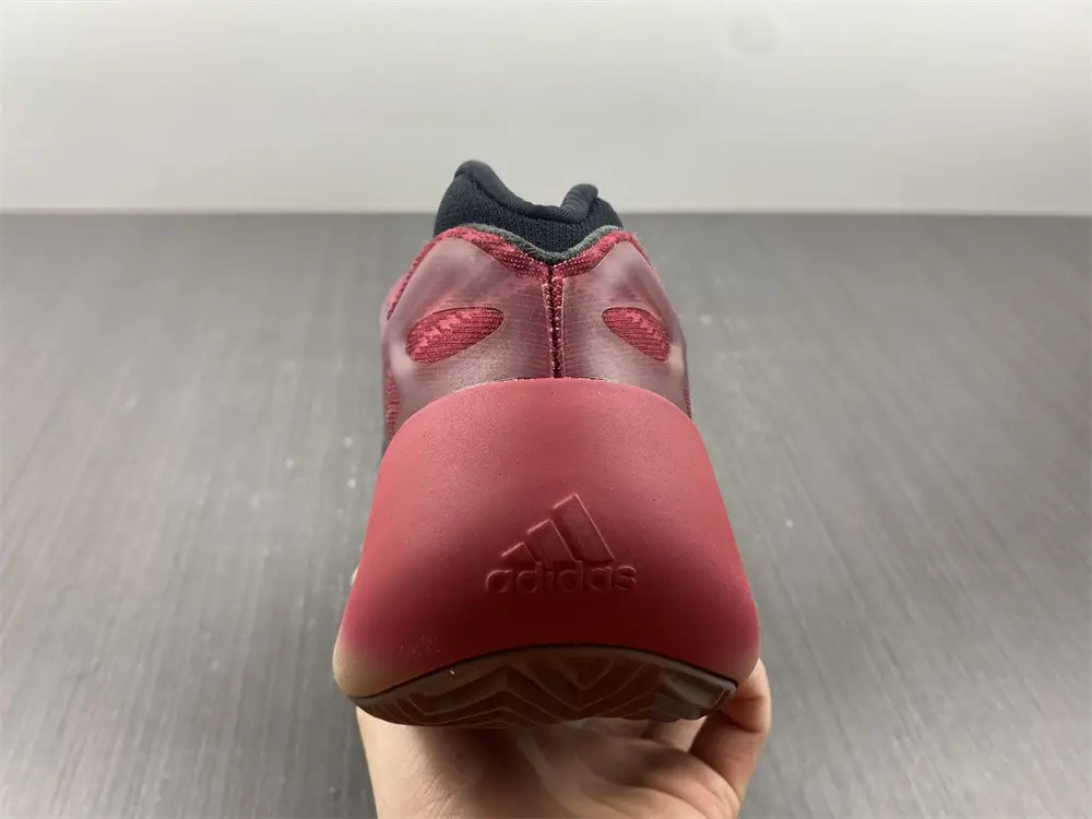 Adidas Yeezy 700 V3 Fade Carbon 