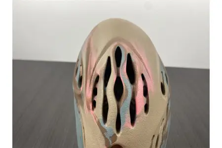 Adidas Yeezy Foam Runner 