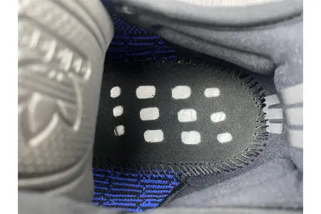 Adidas Yeezy Boost 350 V2 Dazzling Blue 