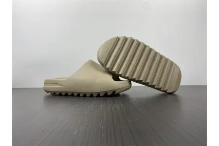 Adidas Yeezy Slide Pure 